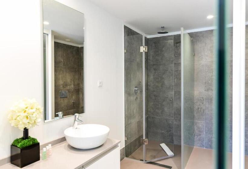 استودیوی استاندارد, Oscar Concept Apartments