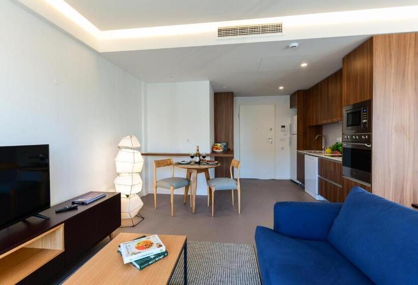 استودیوی استاندارد, Oscar Concept Apartments