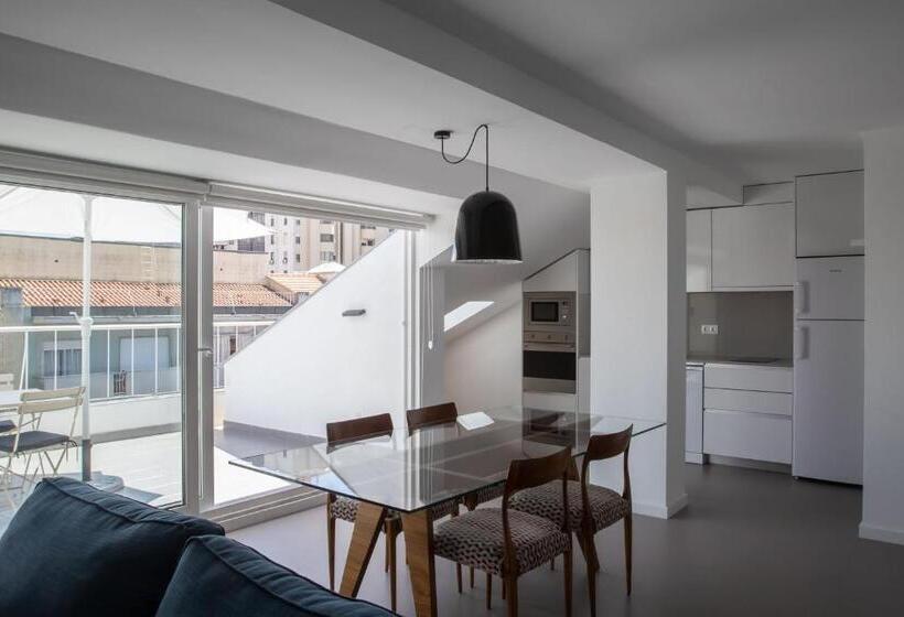 اتاق سوپریور, Oscar Concept Apartments