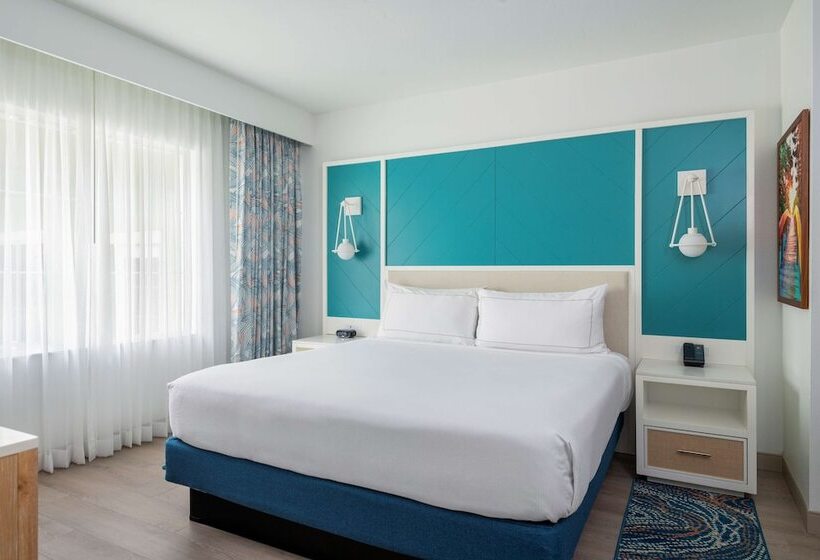 套房带泳池景, Doubletree Suites By Hilton Naples