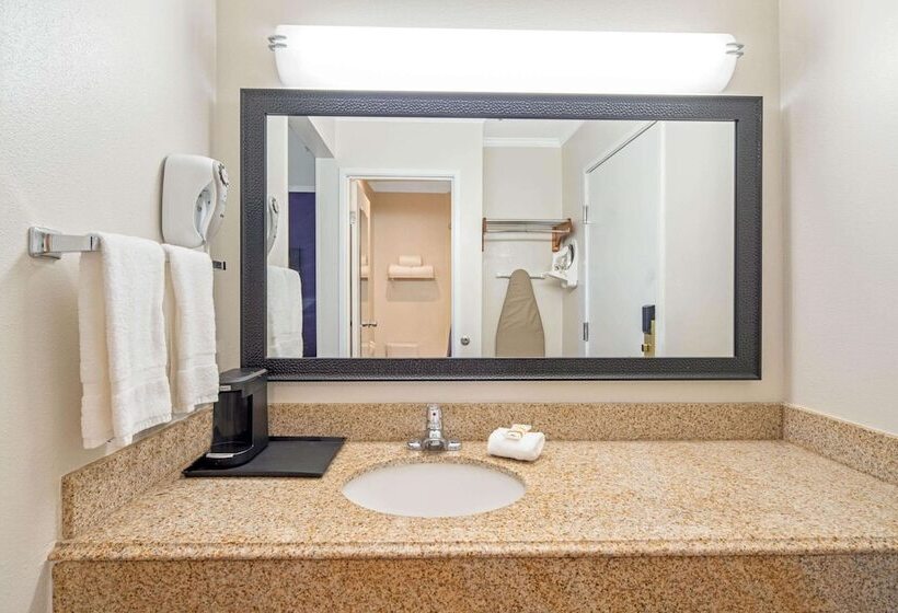 스탠다드 룸 더블 침대 2개, La Quinta By Wyndham Baton Rouge Siegen Lane