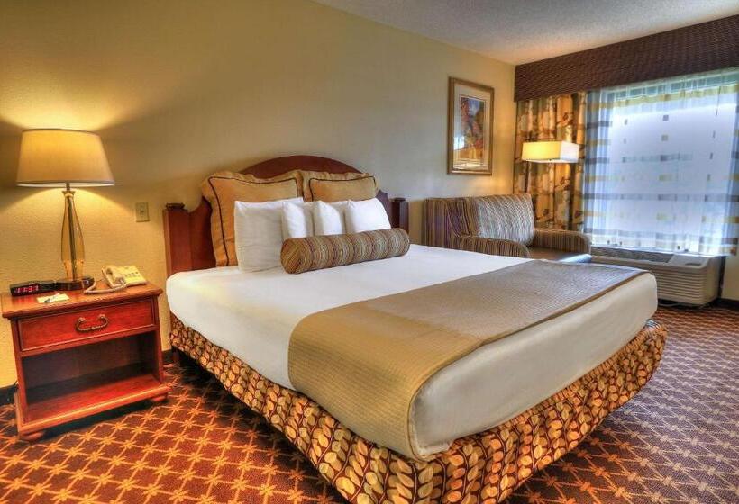 适合残疾人士使用的带超级大床的标准间, Quality Inn Near The Island Pigeon Forge