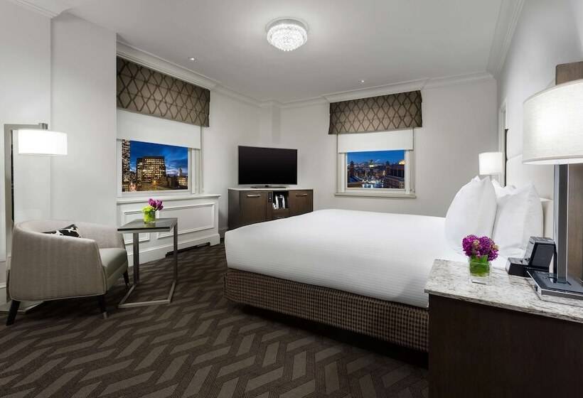 Номер Deluxe, Hilton Boston Park Plaza
