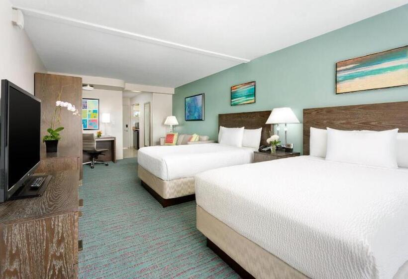 주니어 스위트 발코니, Courtyard By Marriott Waikiki Beach