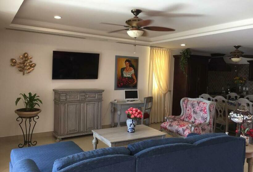 ツーベッドルーム　ヴィラ, Hacienda Encantada Resort & Residences
