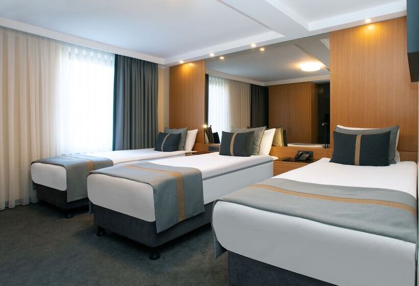 اتاق سوپریور سه تخته, Tan Hotel   Special Category