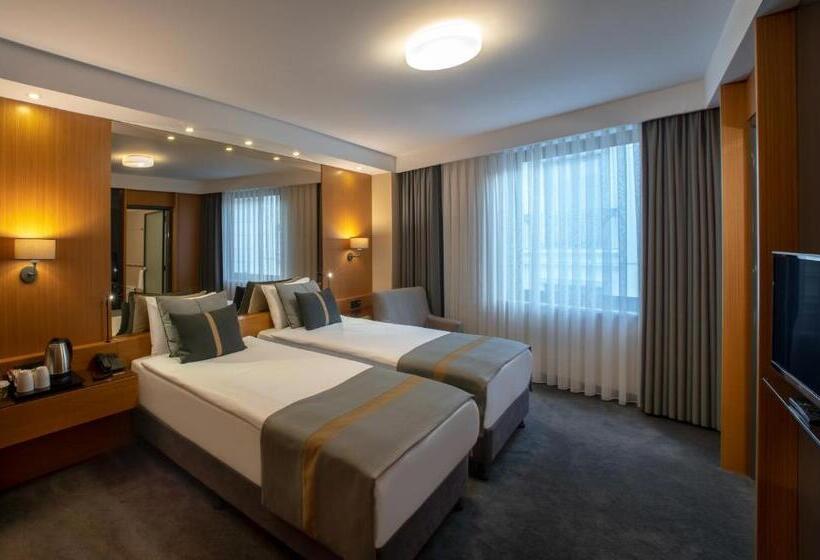 اتاق سوپریور, Tan Hotel   Special Category