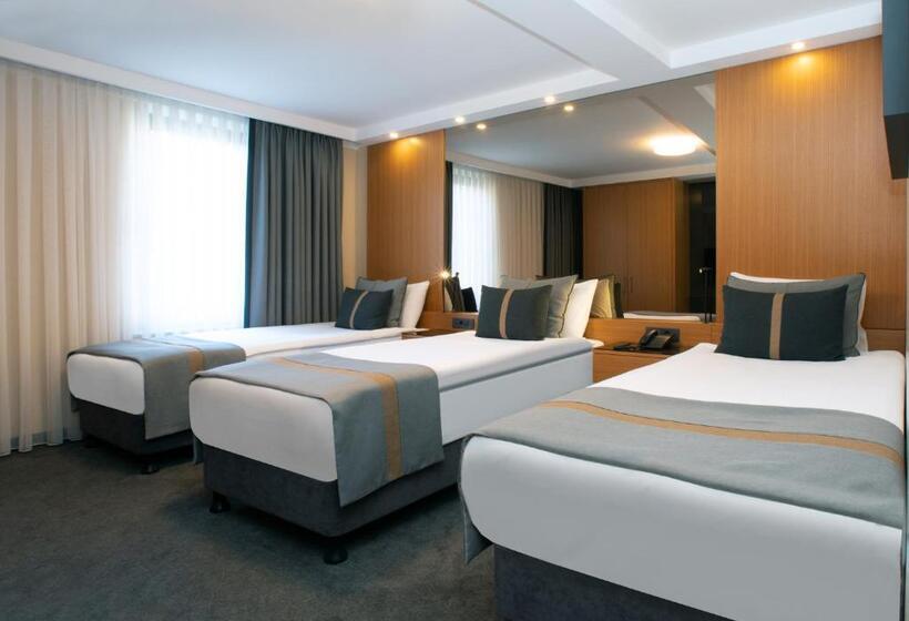اتاق سوپریور سه تخته, Tan Hotel   Special Category