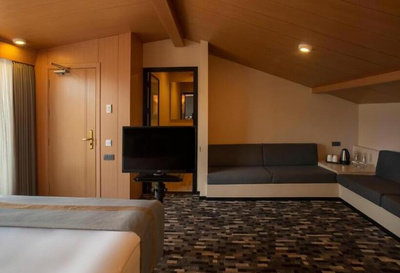 Superior Room with Terrace, Tan Hotel   Special Category