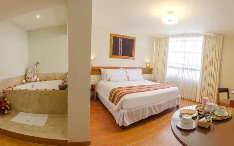 سوییت جونیور, Taypikala Hotel Cusco