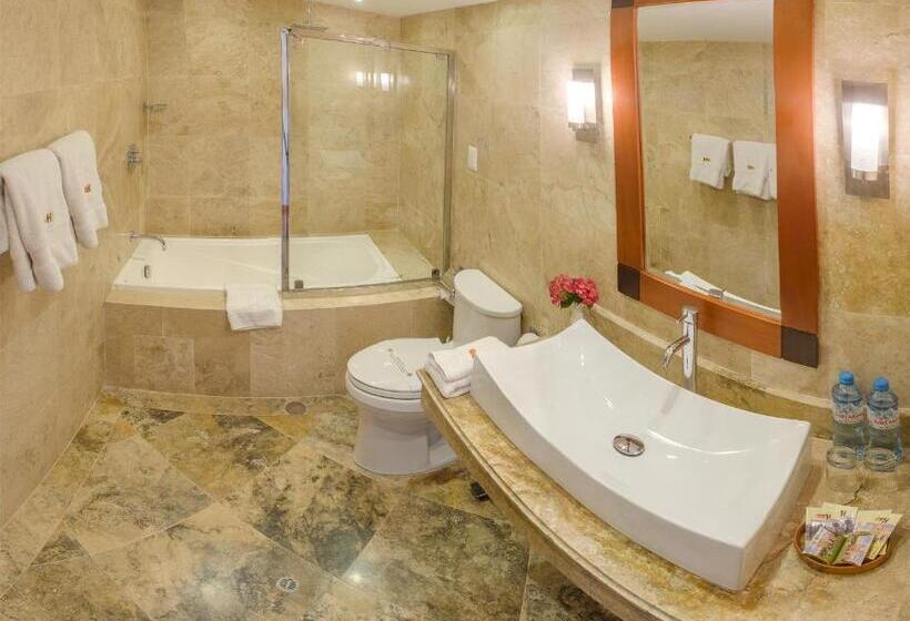 اتاق استاندارد سه نفره, Taypikala Hotel Cusco