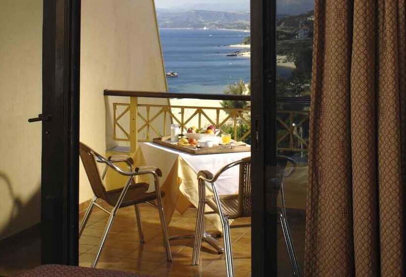 Habitació Estàndard Vista Mar Lateral, Xenios Theoxenia