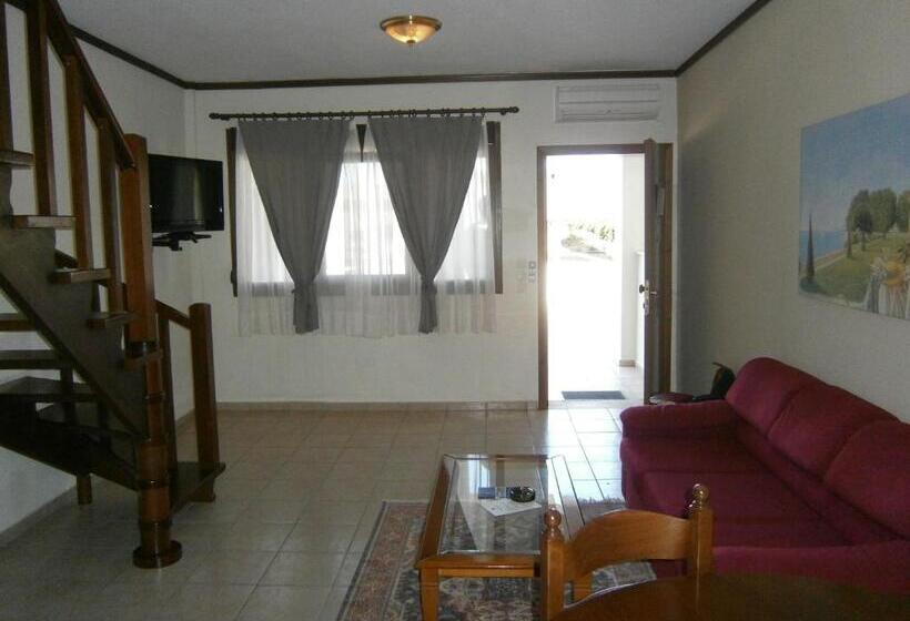 Habitació Dúplex, Xenios Theoxenia