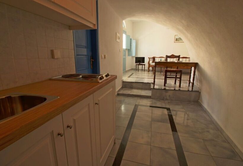 Студия Стандарт, Aethrio Sunset Village   Oia