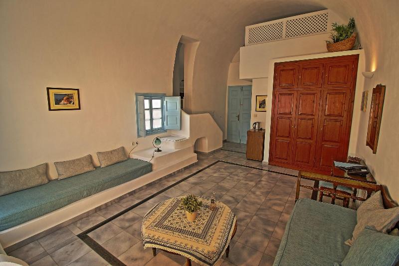 Номер Superior, Aethrio Sunset Village   Oia