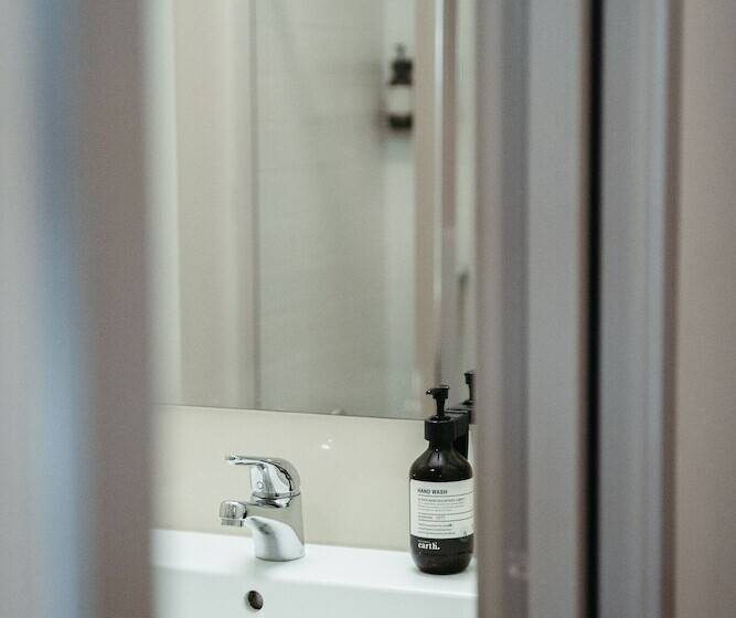 Apartament 2 Dormitoare, Auckland City Hotel   Hobson St