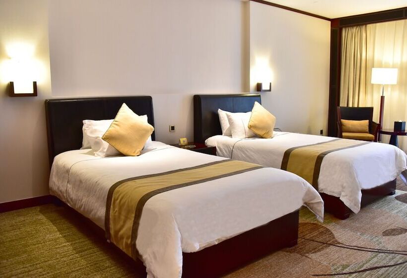 Номер Deluxe, Guangzhou Baiyun International Convention Center