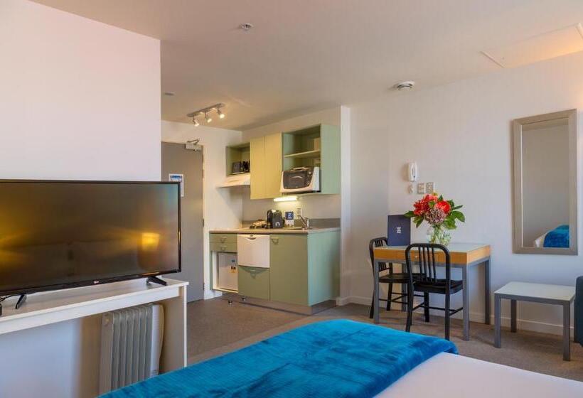 Студия Премиум, Astelia Apartment