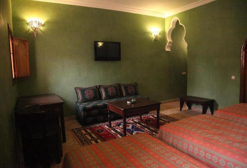 Номер Стандарт Трехместный, Kasbah Azalay