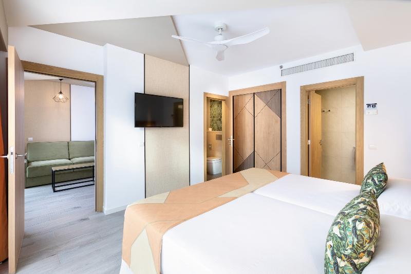 Семейный Номер, Hotel Riu Buenavista - All Inclusive