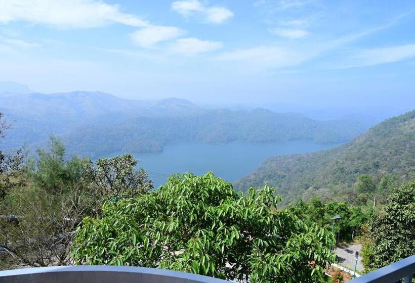 Номер Deluxe Вид на Озеро, Laurel Heights Resort Idukki
