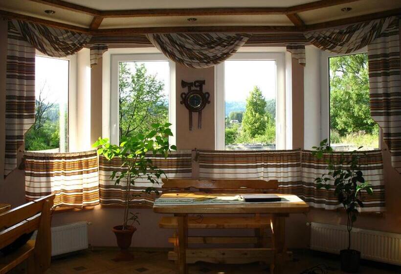 اتاق استاندارد, артгір гостинний двір