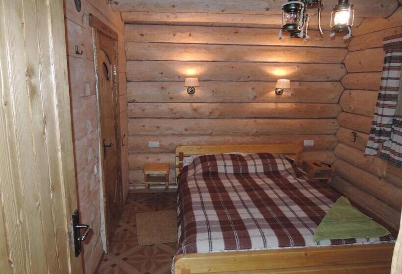 کابین, артгір гостинний двір