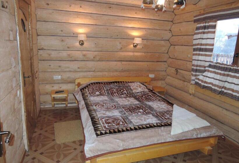 کابین, артгір гостинний двір