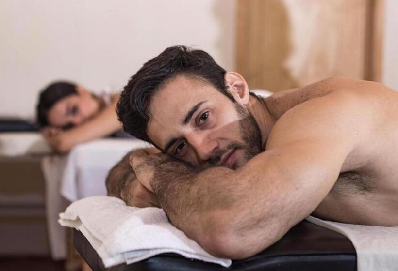 سوئیت با تخت بزرگ, Boutique Sol Y Luna Spa