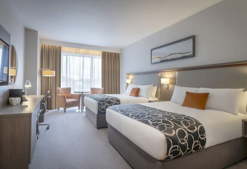 Номер Стандарт, Clayton Hotel Dublin Airport