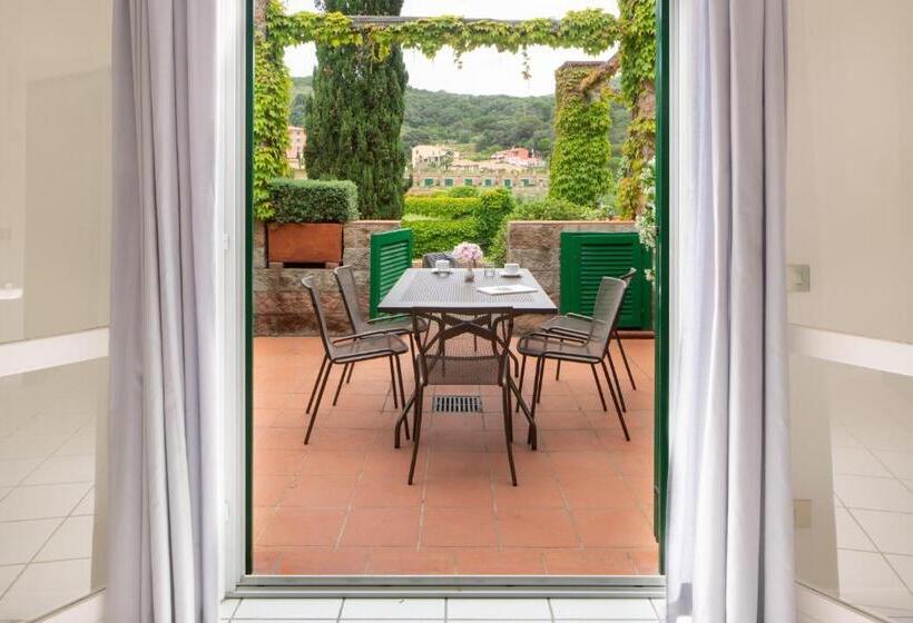 Apartamento Superior 1 Dormitório, Residenza Sant’anna Del Volterraio