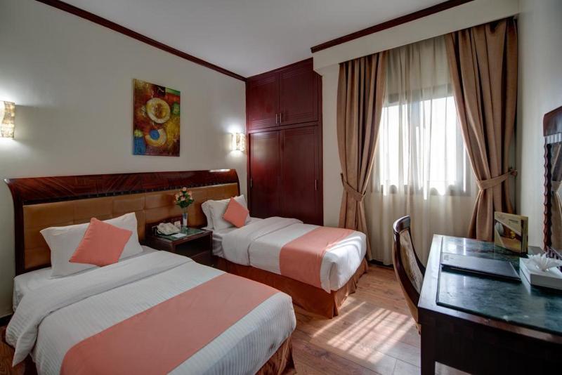 Апартаменты 2 Спальни, Sharjah Hotel Apartments   الشارقة