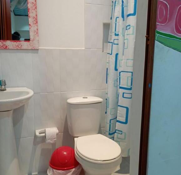 اتاق خانوادگی, Isla Los Erizos Ecohouse