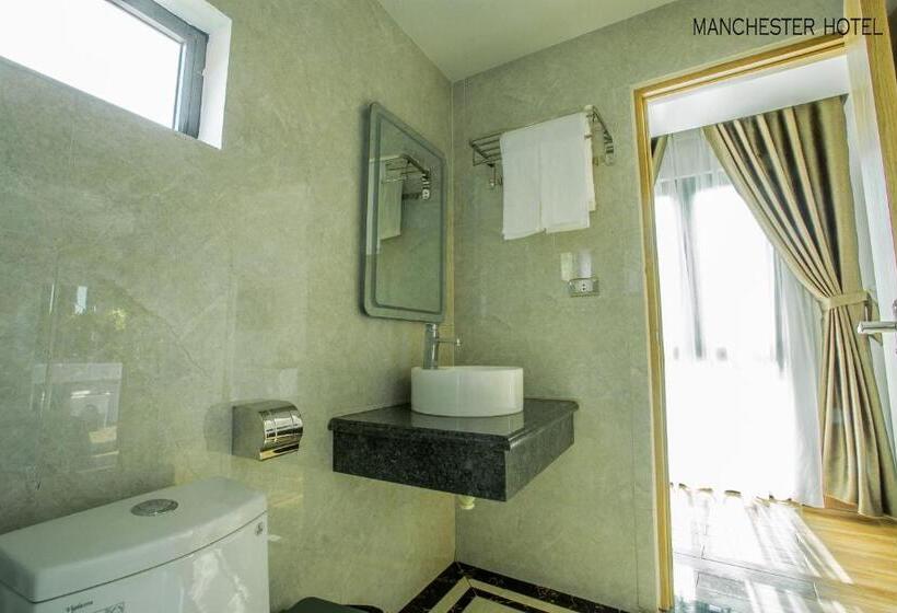 اتاق استاندارد با چشم‌انداز دریاچه, Manchester Hotel Ha Long