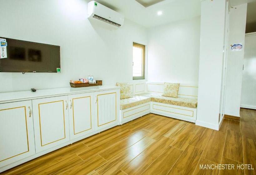 اتاق لوکس چهار تخته, Manchester Hotel Ha Long