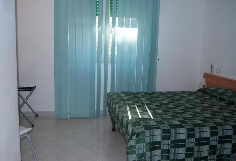 آپارتمان 1 خوابه با بالکن, Residence Verde Pineta