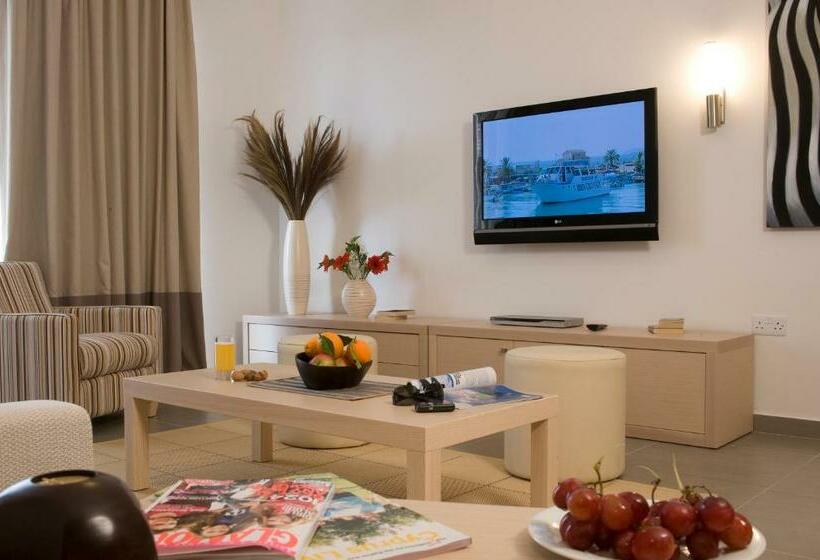 Люкс Superior, Capital Coast Resort And Spa