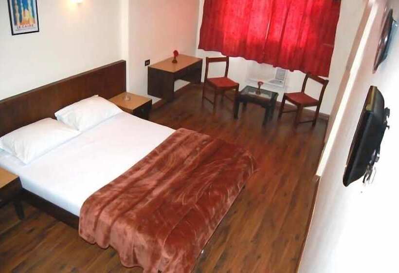 اتاق استاندارد یک نفره, King Hotel Cairo