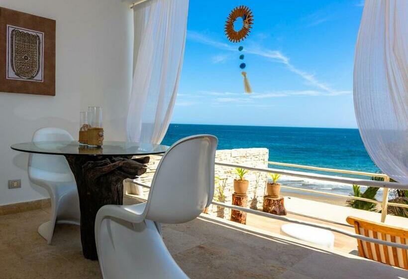 اتاق لوکس با تخت بزرگ, Dco Suites Lounge & Spa