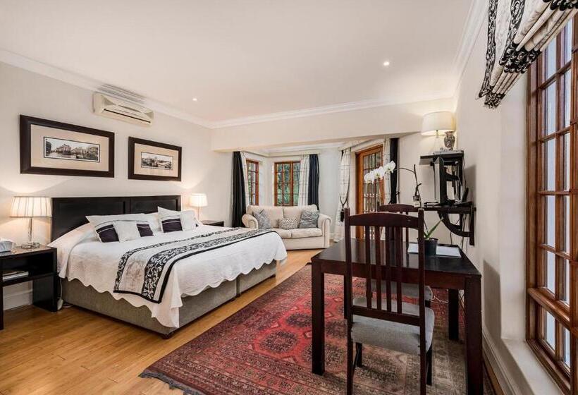 스탠다드 룸 킹사이즈 침대, Millbury Guest House