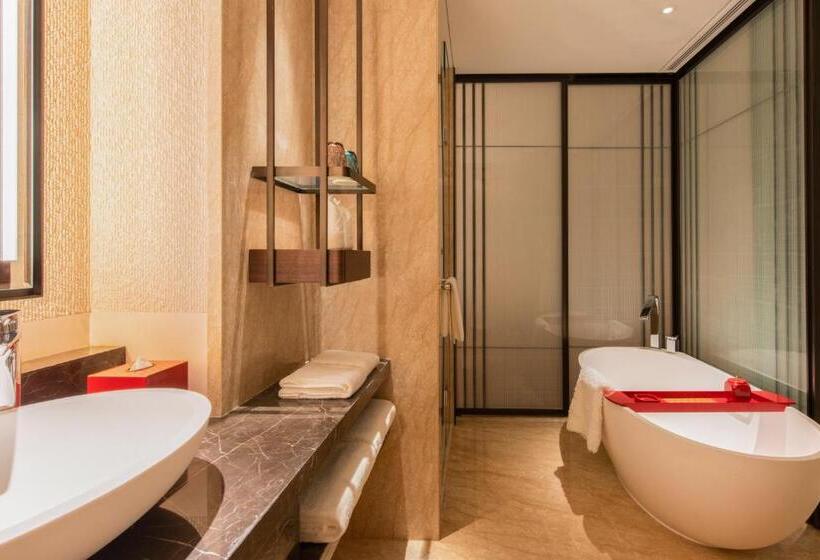 اتاق استاندارد با تخت بزرگ, Hualuxe Beijing Xinan