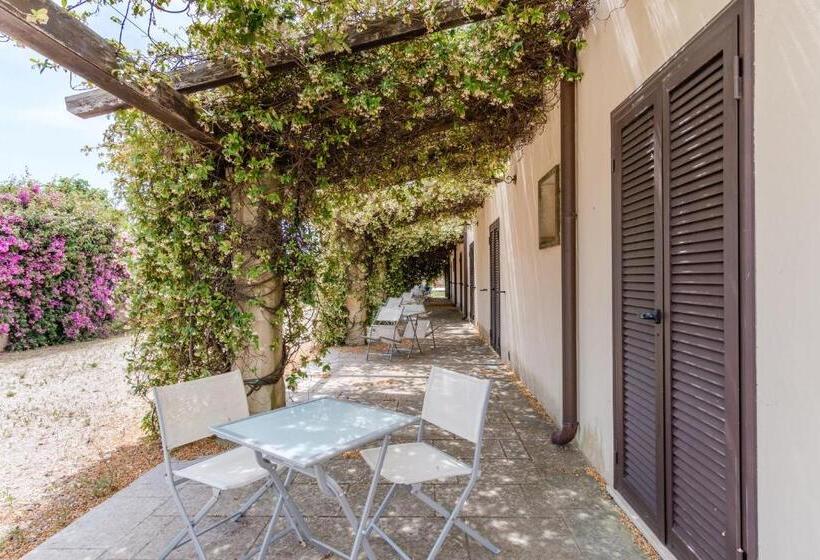 Номер Стандарт Трехместный, Masseria Li Campi