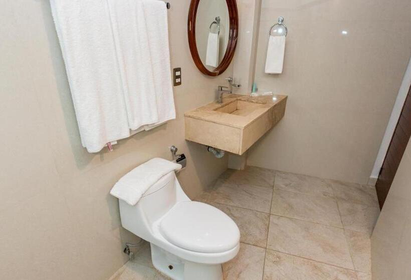 اتاق کلاسیک چهارنفره, La Loma Suites