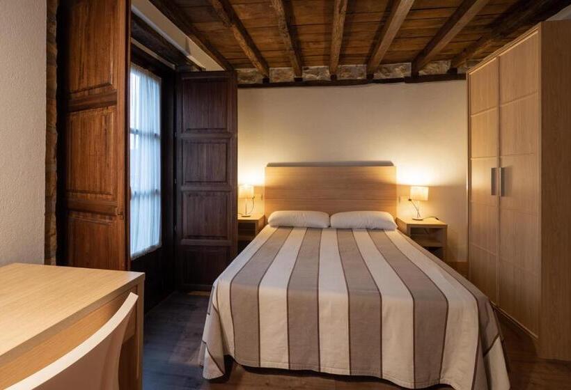 Номер Стандарт, Posada La Robla
