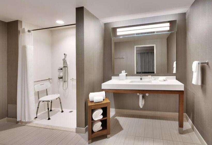 스위트 킹사이즈 침대, Courtyard By Marriott Atlanta Duluth Downtown