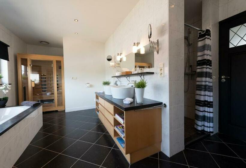 디럭스 룸, B&b Montenakerhof