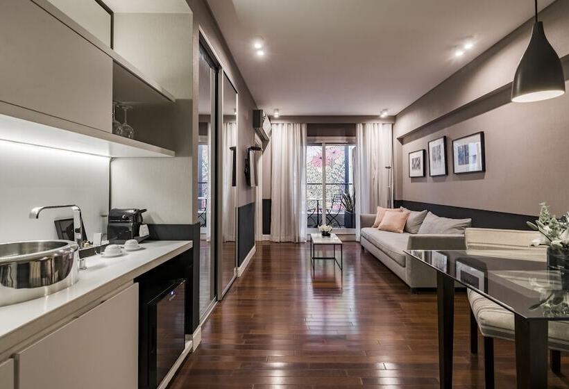 سوییت لوکس, Casasur Recoleta