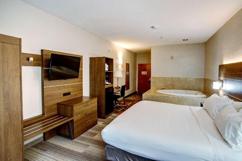 Номер Стандарт Кровать Кинг Адаптированный для Инвалидов, Holiday Inn Express La Plata, An Ihg