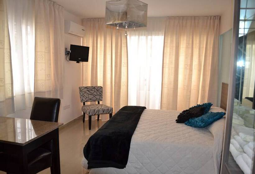 스탠다드 스튜디오, Marianna Hotel Apartments