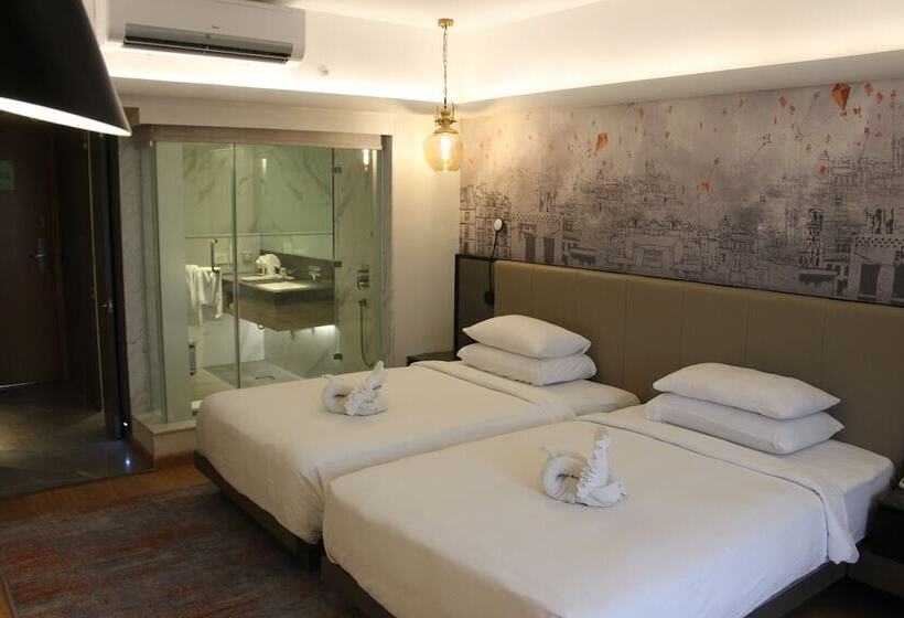 اتاق سوپریور, Pride Plaza Hotel, Ahmedabad